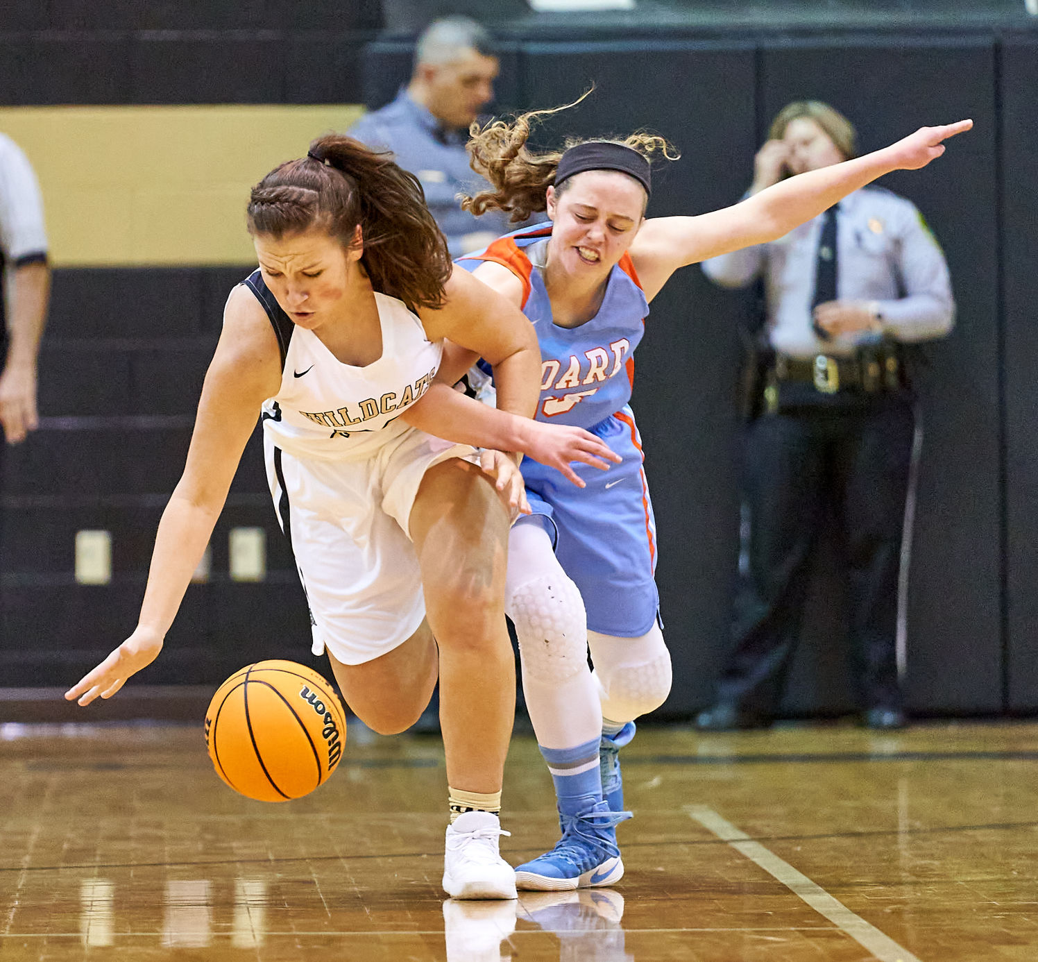200103 DHS BBALL 4.jpg